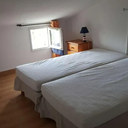 Apartamento Duplex 3 Pieces Avec Piscine, Climatisation Et Garage A Port Camargue - Fr-1-250-192 Le Grau-du-Roi